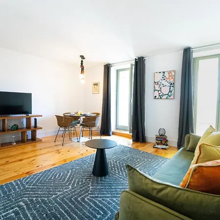 Lifestyle At By Upperground Porto