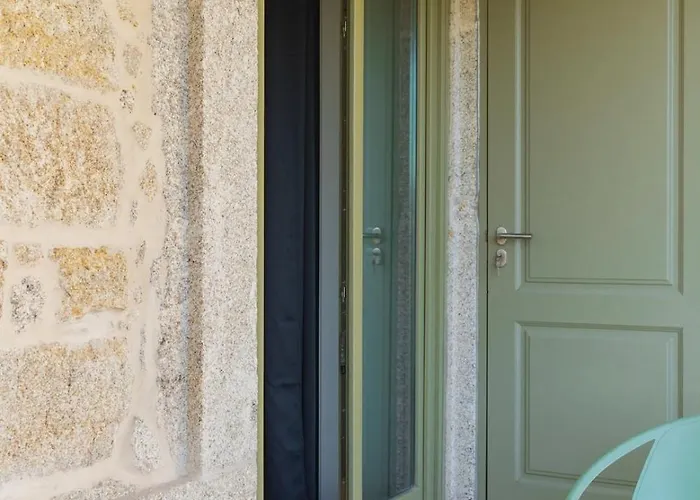 Lifestyle At By Upperground Apartment *