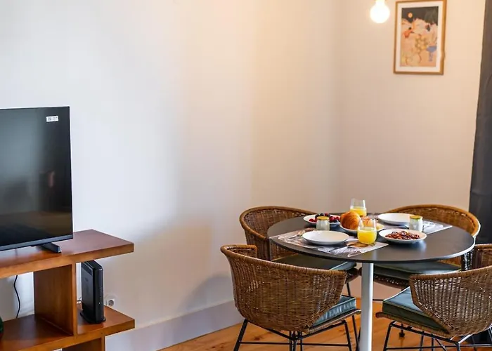 Apartman Lifestyle At By Upperground