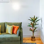 Lifestyle At By Upperground Apartman
