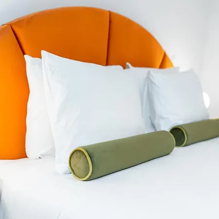 Lifestyle At By Upperground * Porto